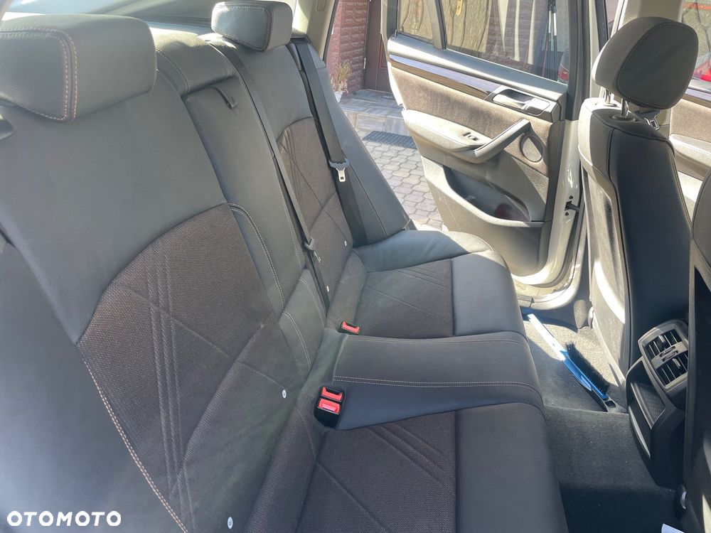 BMW X4 xDrive28i xLine - 6
