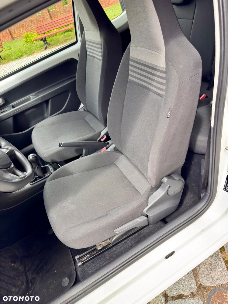 Volkswagen up! 1.0 move - 13