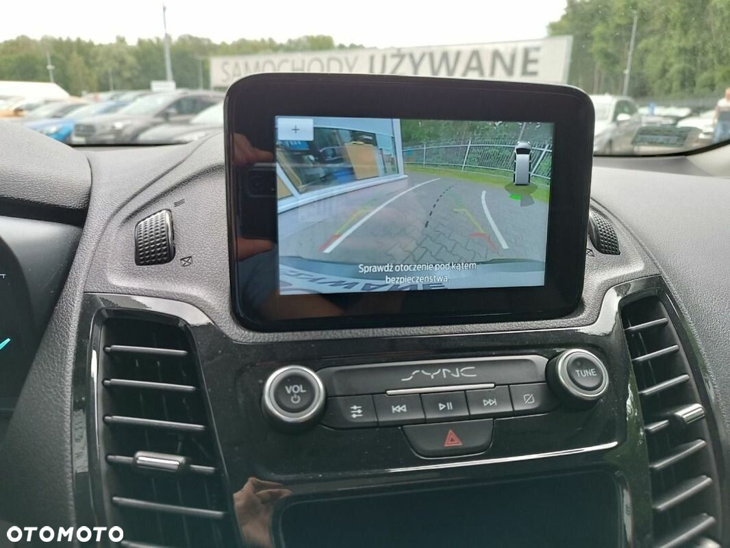 Ford Tourneo Connect - 22