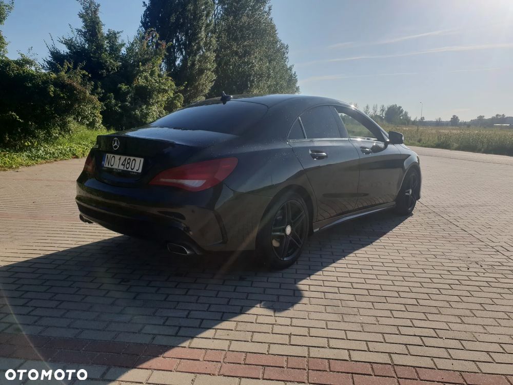 Mercedes-Benz CLA 250 7G-DCT - 11