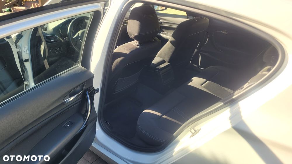 BMW Seria 1 118i Business Edition - 18