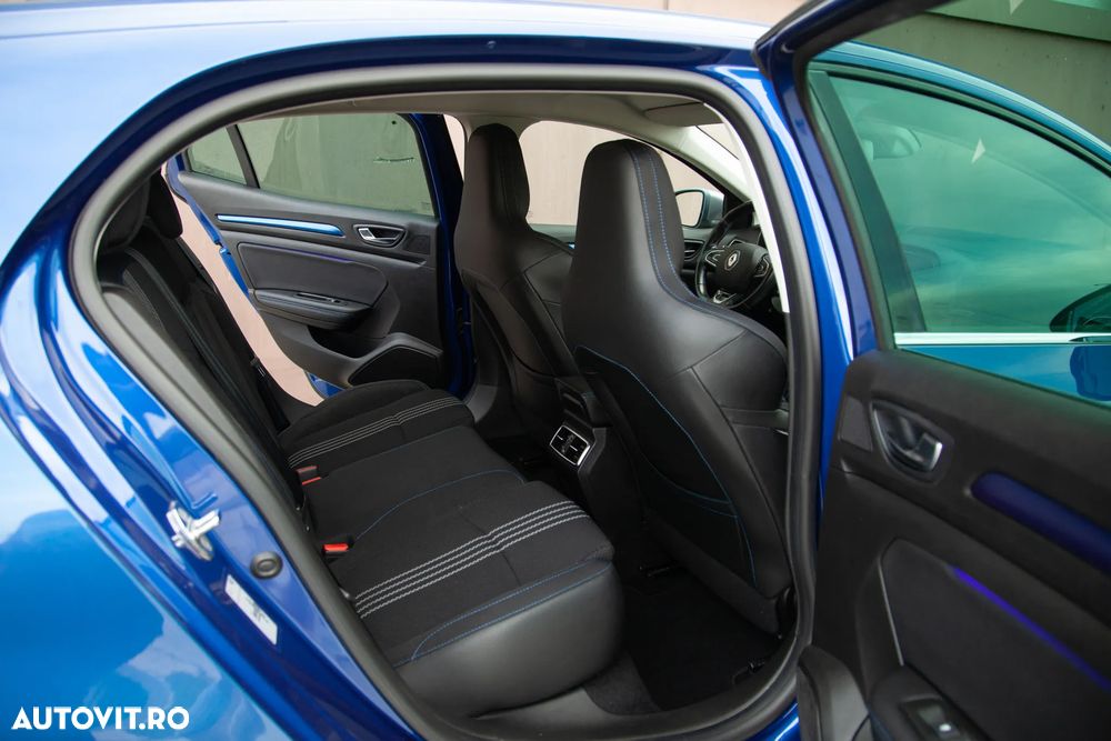 Renault Megane TCe 140 GPF GT LINE - 10