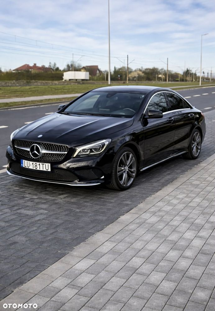Mercedes-Benz CLA 180 7G-DCT - 1