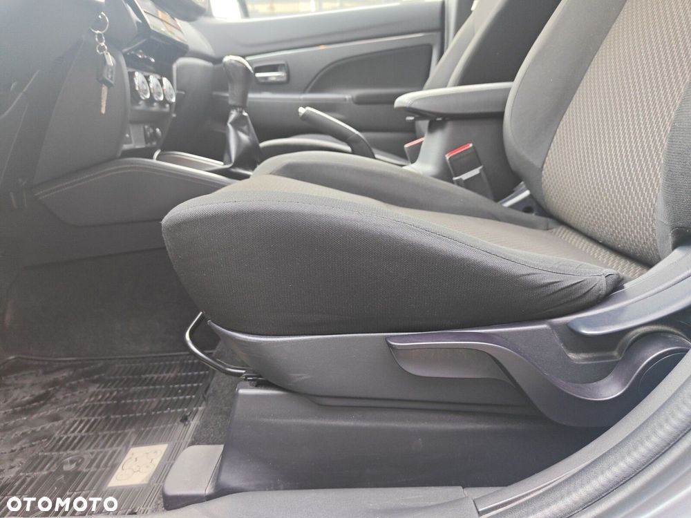 Mitsubishi ASX 1.6 Invite - 13
