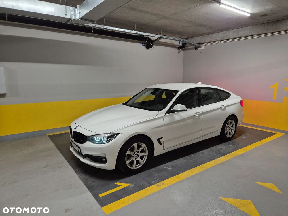BMW 3GT 318d - 2