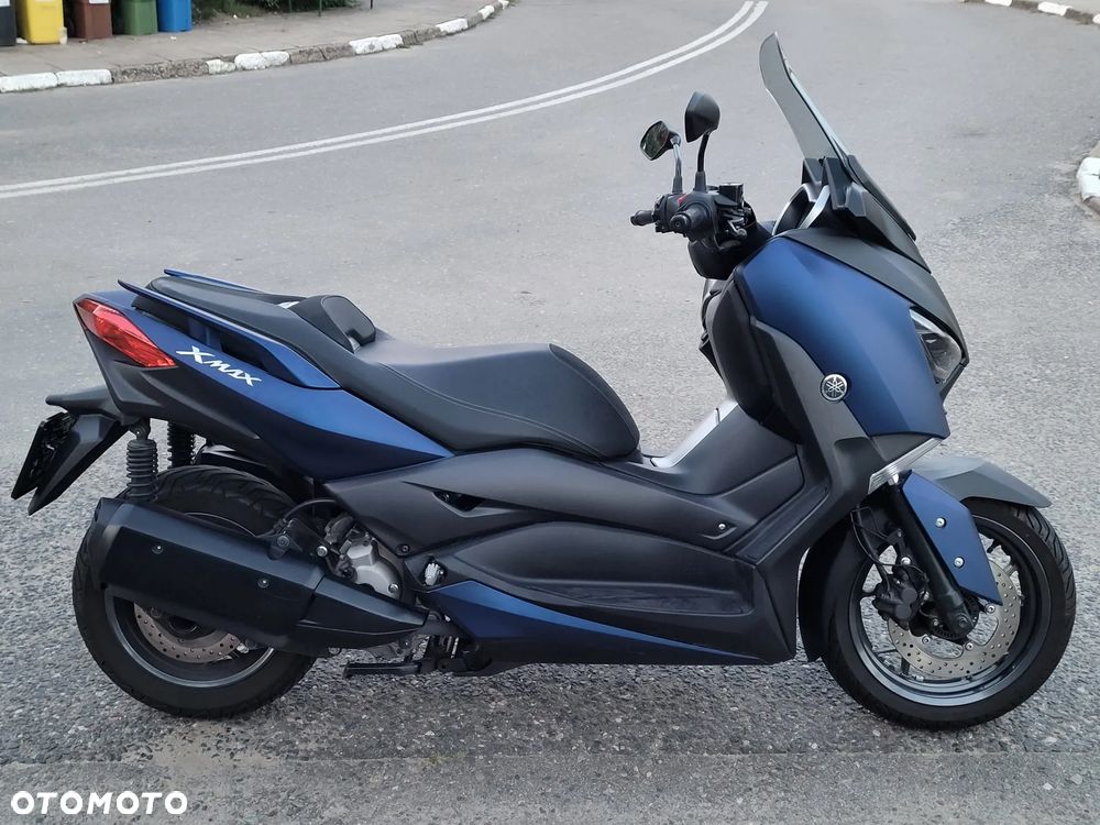 Yamaha X-max - 5