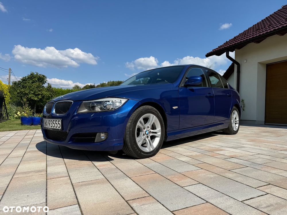 BMW Seria 3 320i - 5