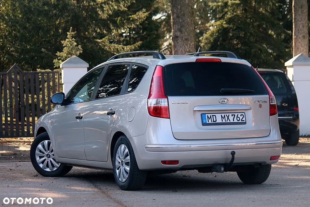 Hyundai i30 1.6 Comfort - 10