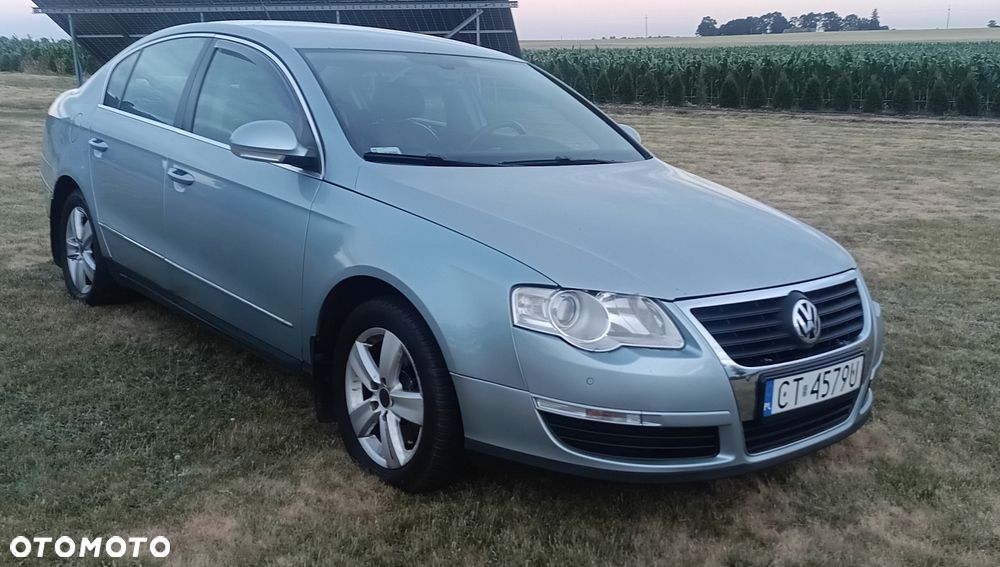 Volkswagen Passat - 3