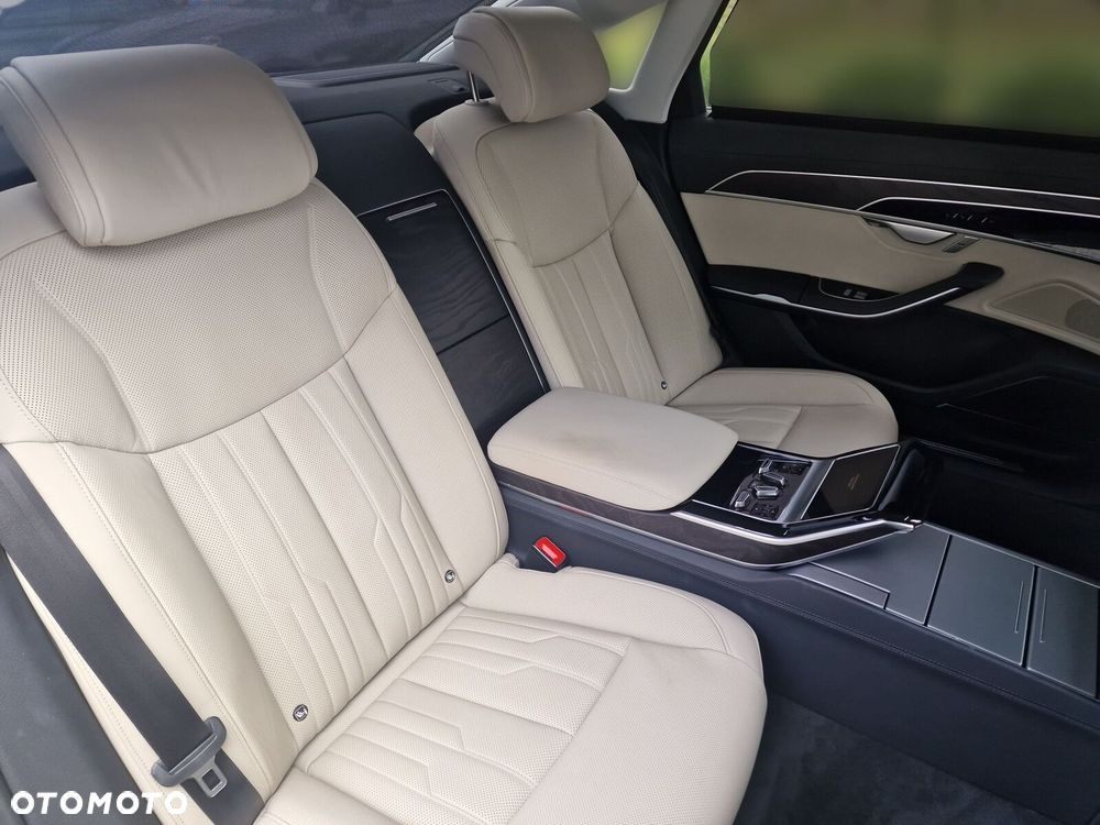 Audi A8 - 13