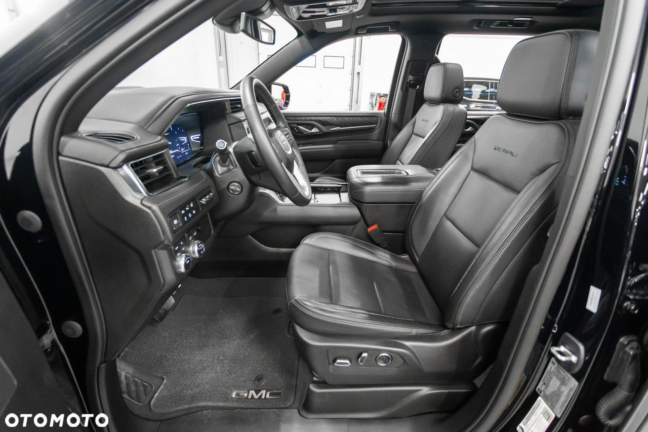 GMC Yukon - 20