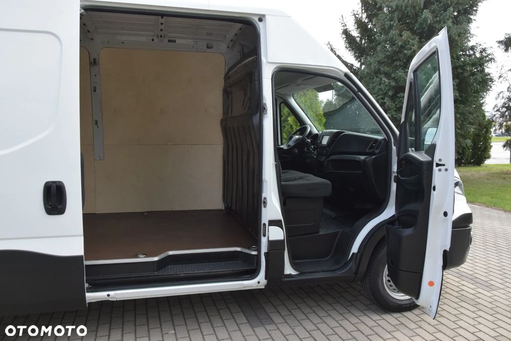 Iveco DAILY 3,0 JTD 170 KM L3H2 35S17 - 3