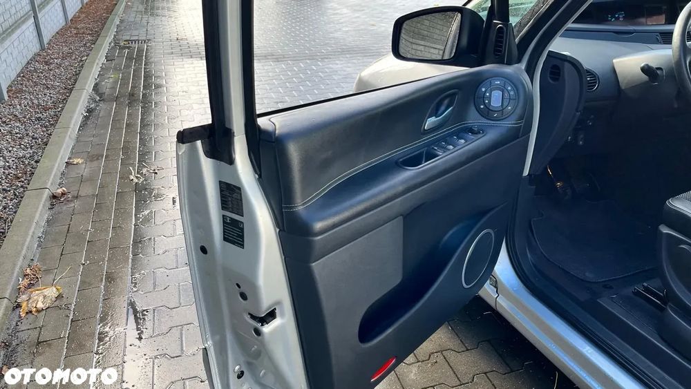 Renault Grand Espace 2.0 dCi 150 FAP Celsium - 20