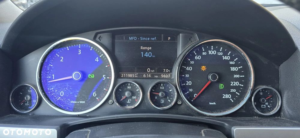 Volkswagen Touareg 3.0 V6 TDI DPF Automatik Individual - 24