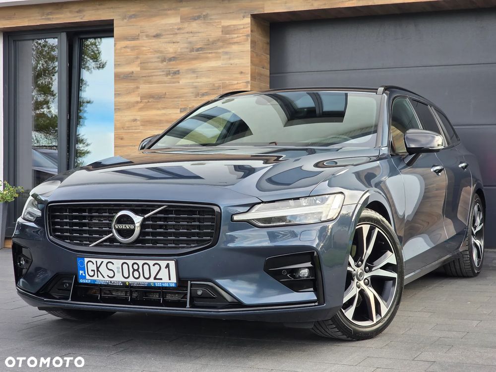 Volvo V60 D4 R-Design - 1