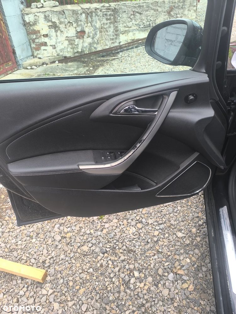 Opel Astra 1.4 Turbo Cosmo - 13
