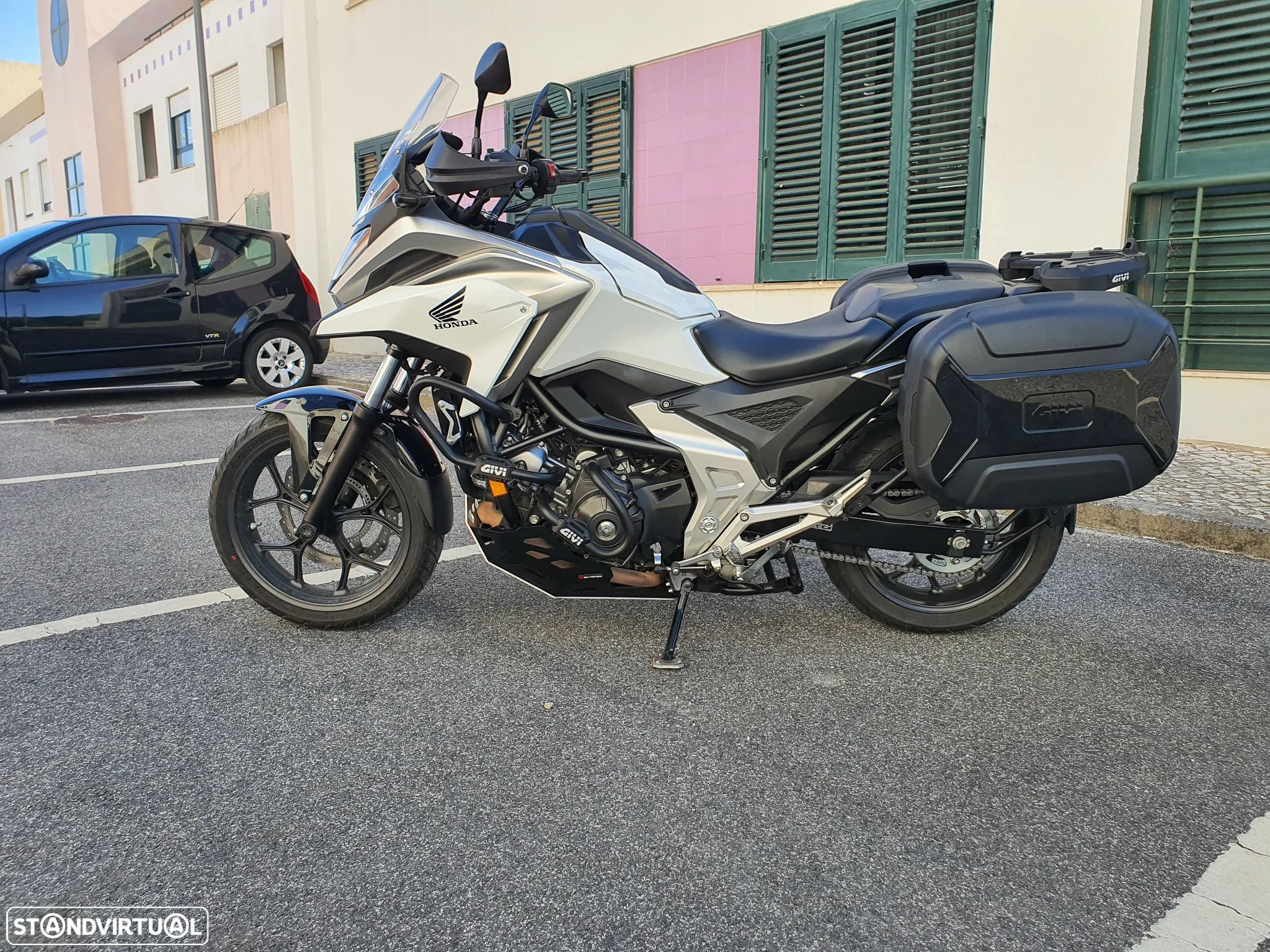 Honda NC750X - 1