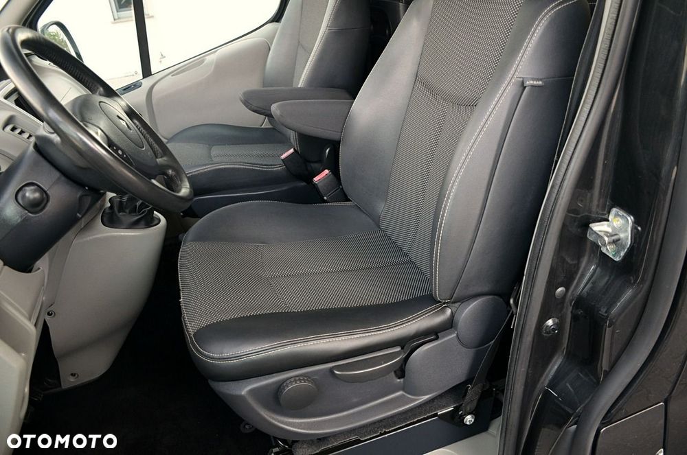 Renault Trafic - 28