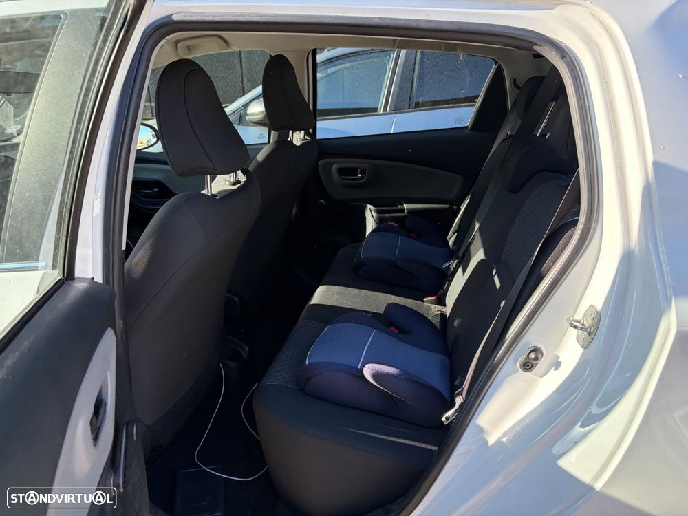 Toyota Yaris 1.33 VVT-i - 9