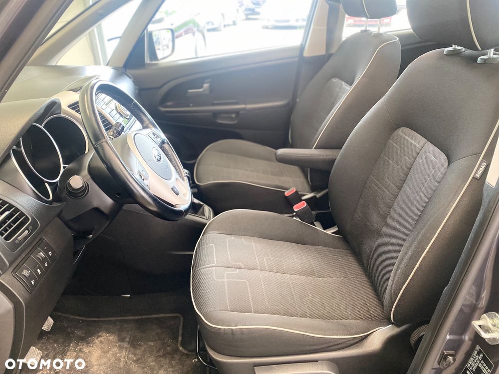 Kia Venga 1.6 CRDi XL - 9