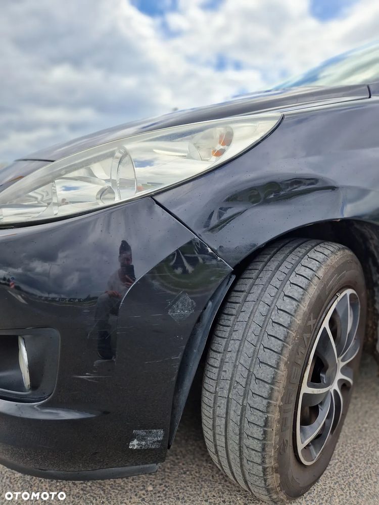 Peugeot 207 - 3