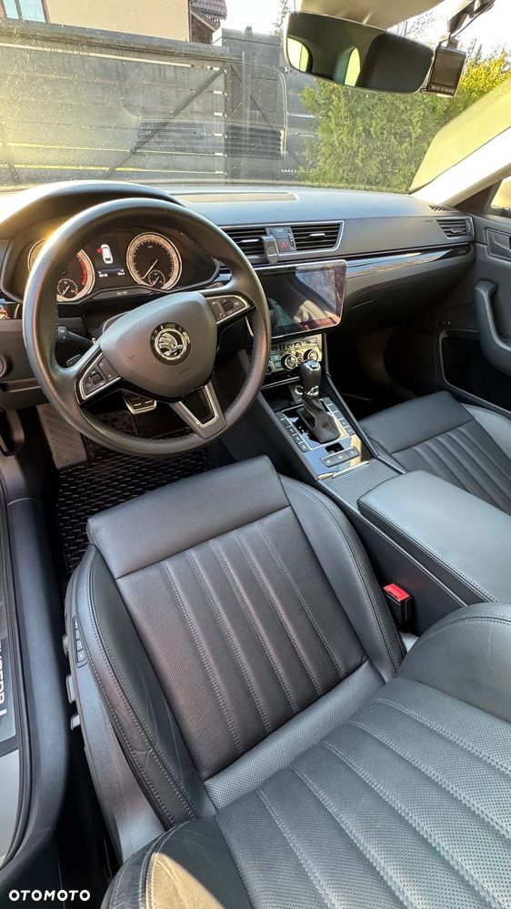 Skoda Superb 2.0 TSI 4x4 L&K DSG - 3