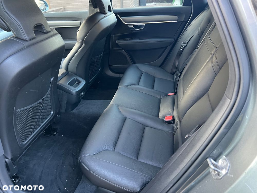 Volvo V90 - 35