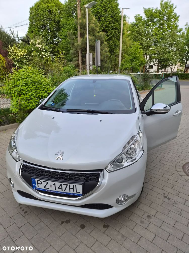Peugeot 208 1.2 VTi Style - 3