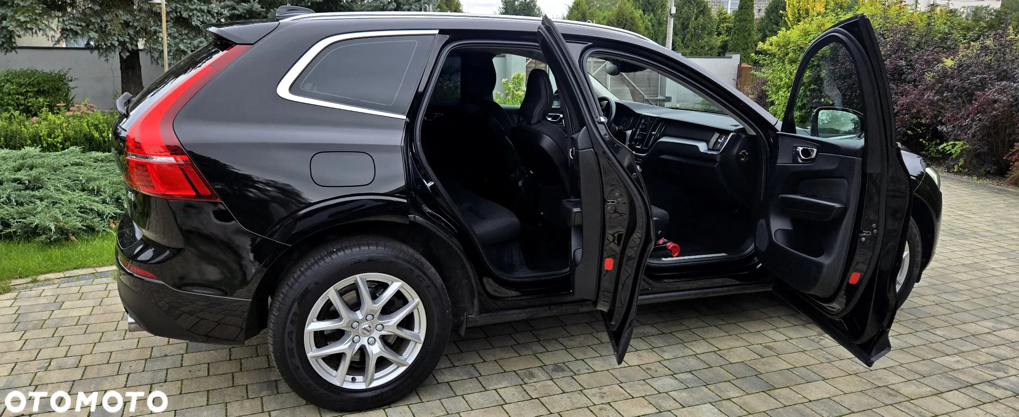 Volvo XC 60 B4 D Geartronic Momentum Pro - 11