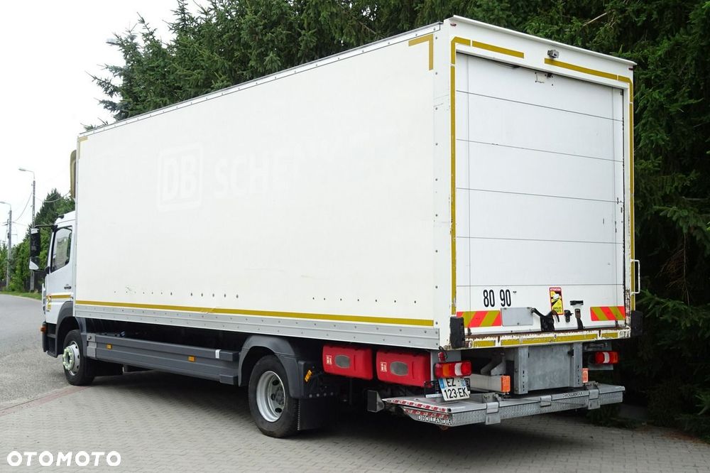 Mercedes-Benz Atego 1218 Euro6 tylko 323tys.km Kontener 18p winda Sprowadzony - 32