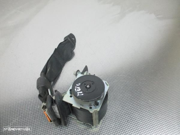 Cinto Tras Teto / Meio Mazda 3 (Bk) - 2