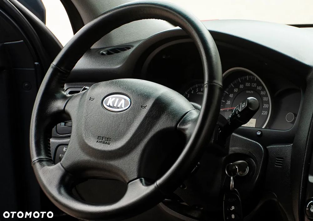 Kia Sportage 2.0 2WD Attract - 24