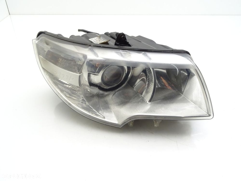 Lampa prawa prawy przód przednia xenon anglik 3t2941016e skoda superb ii - 2