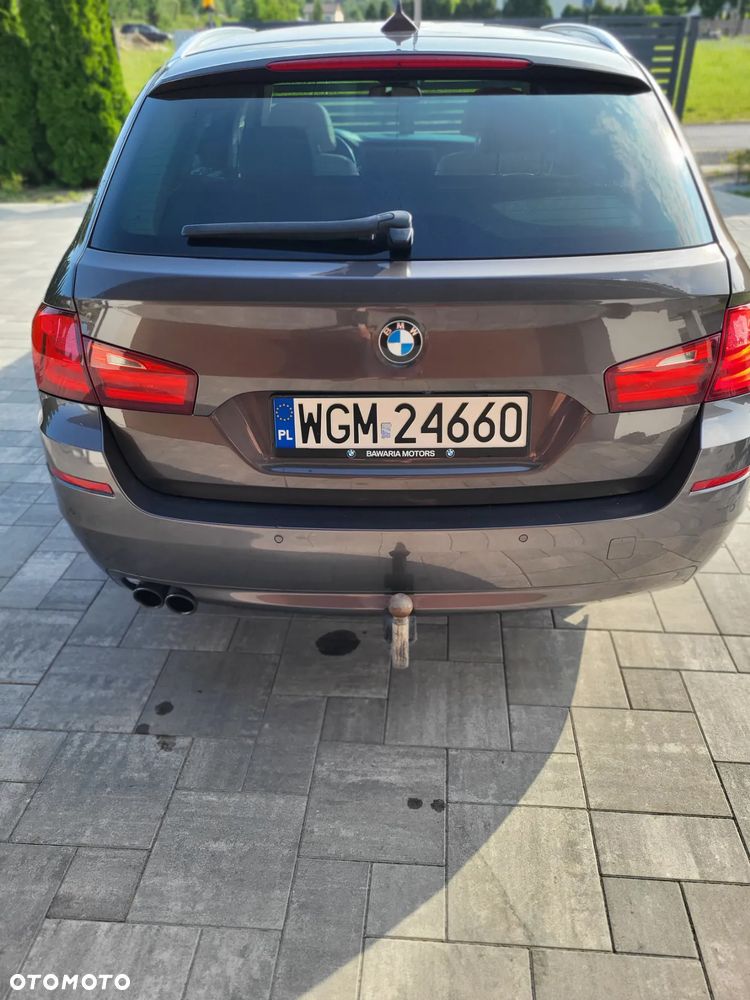 BMW Seria 5 530d Touring - 12