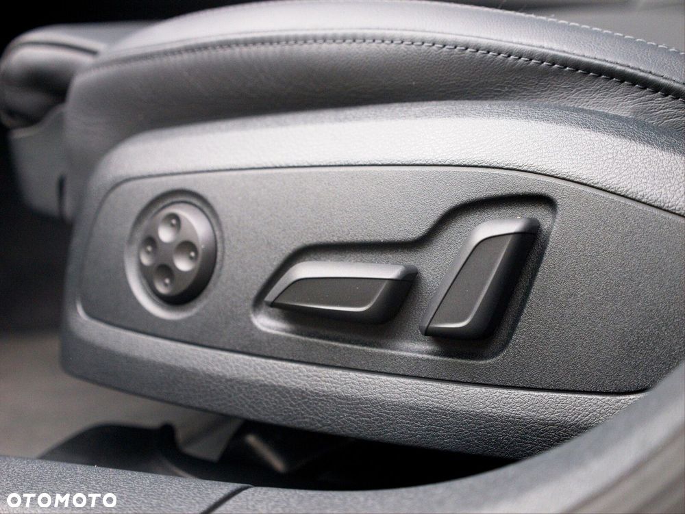 Audi A4 Allroad - 22