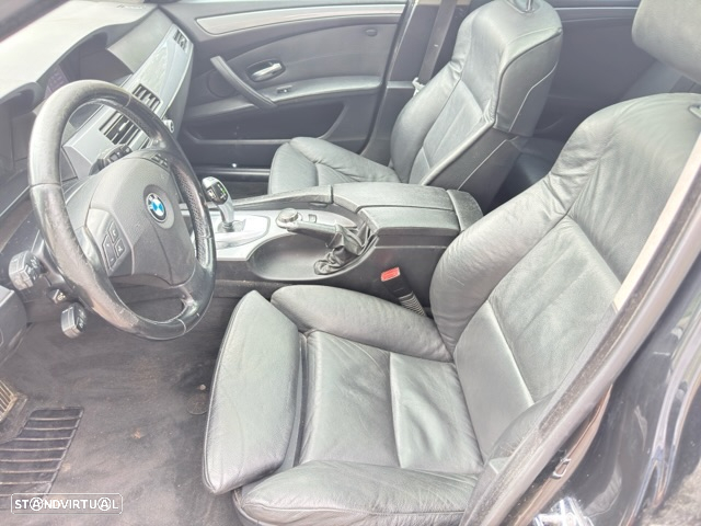 BMW 530 dA Touring - 25
