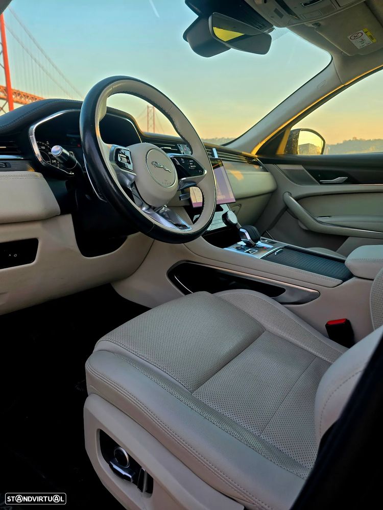 Jaguar F-Pace 2.0 D200 AWD R-Dynamic SE - 9