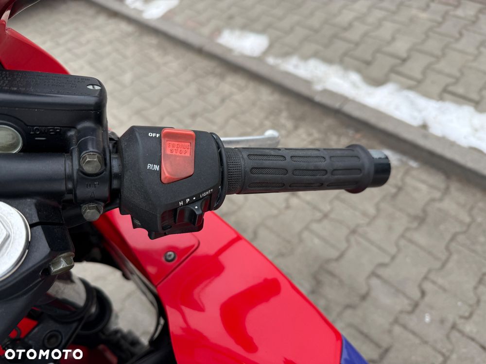 Honda CBR - 28