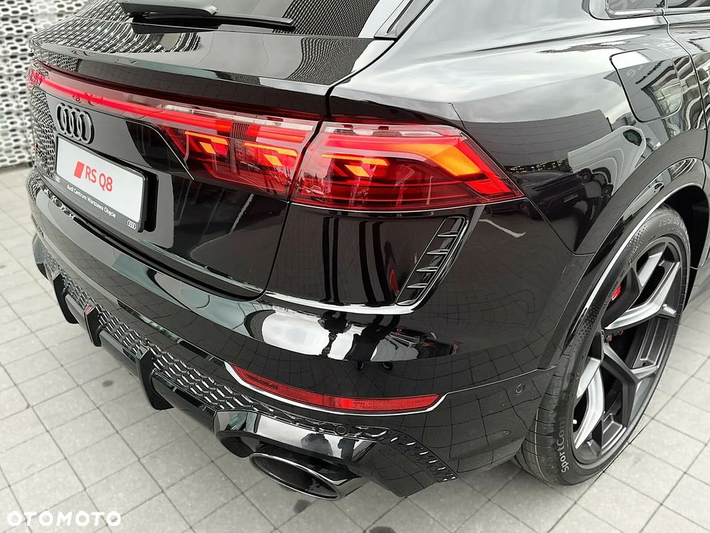 Audi RS Q8 - 30