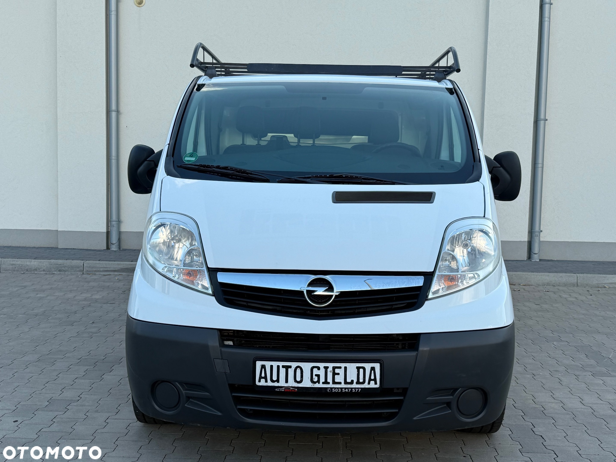 Opel Vivaro - 2