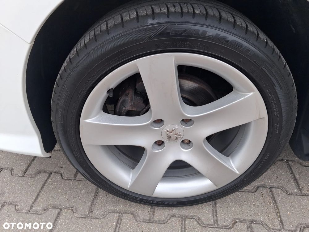 Peugeot 308 120 VTi Platinum - 32