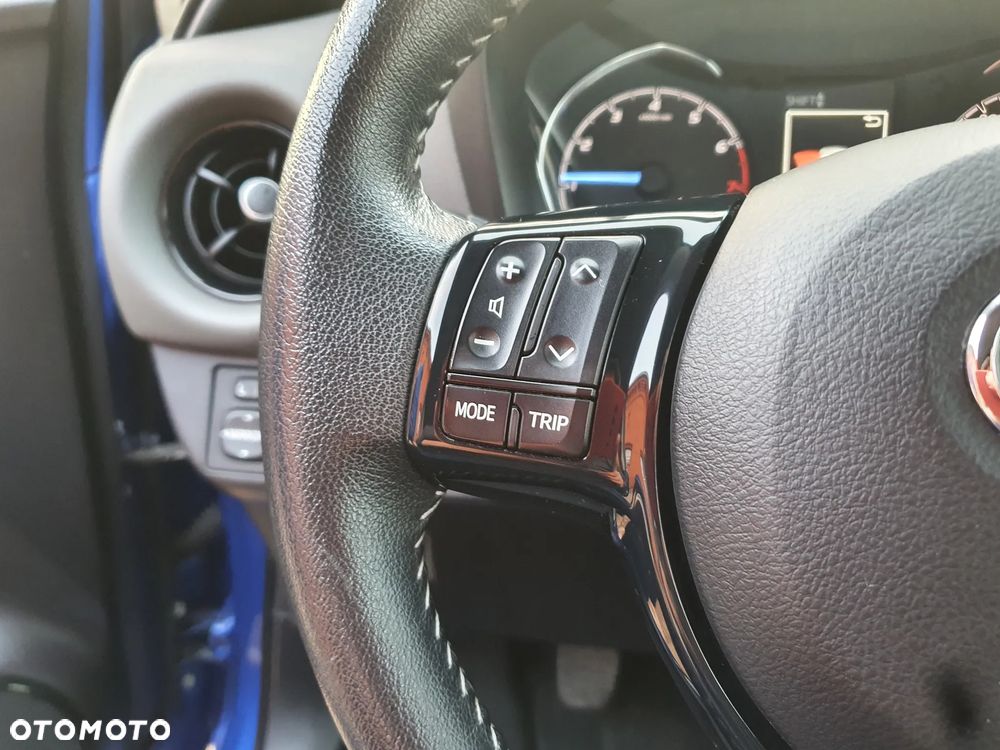 Toyota Yaris - 16