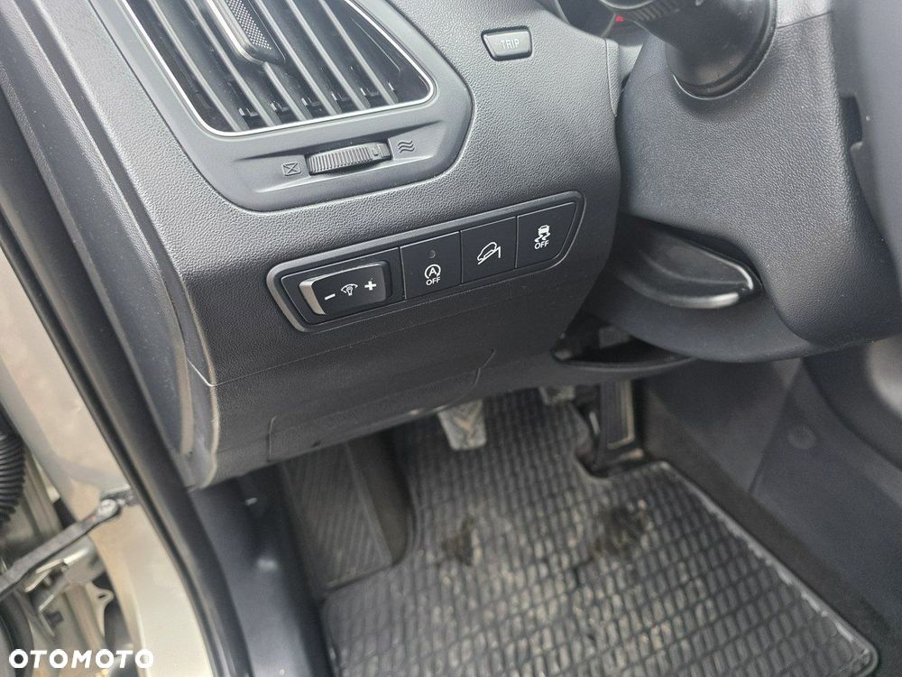 Hyundai ix35 1.6 2WD blue Style - 29