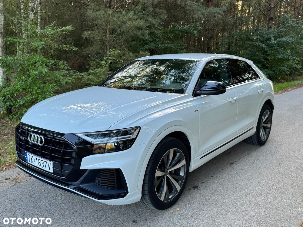 Audi Q8 - 12