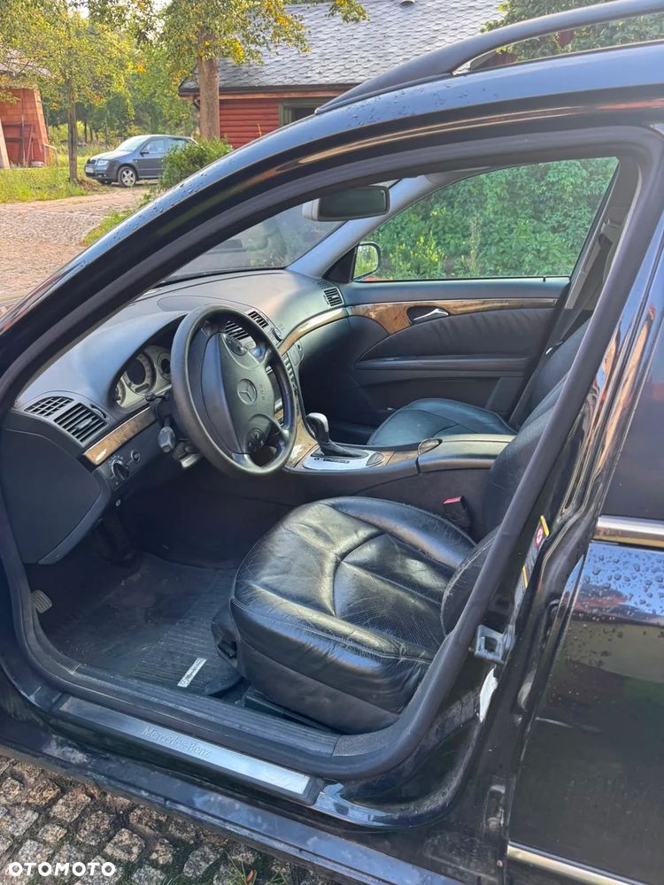 Mercedes-Benz Klasa E 320 CDI T Avantgarde - 8