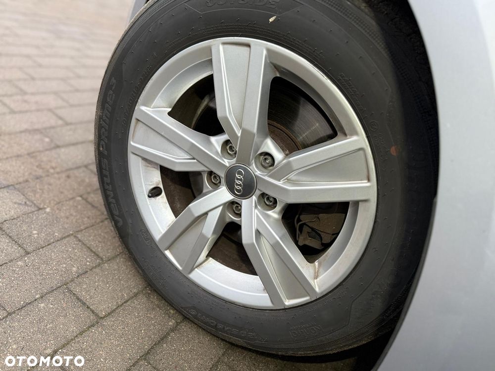 Audi A4 Avant 2.0 TDI ultra S tronic - 18