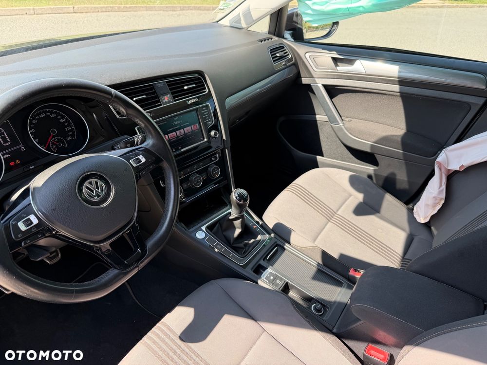 Volkswagen Golf 1.6 TDI BlueMotion Technology Allstar - 18