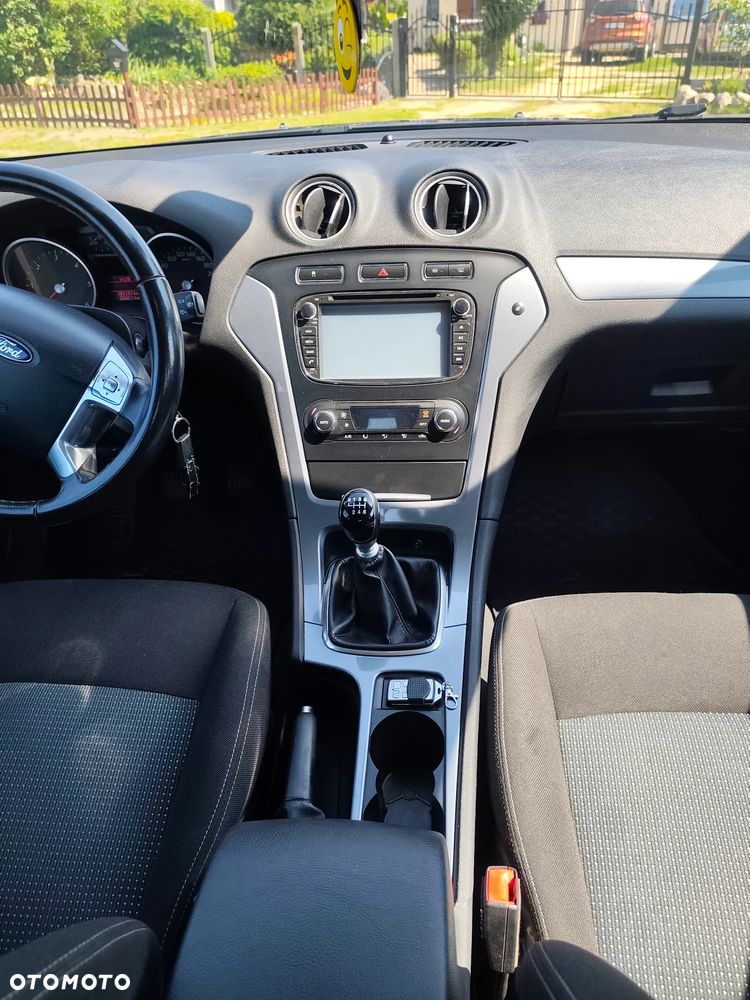 Ford Mondeo - 9