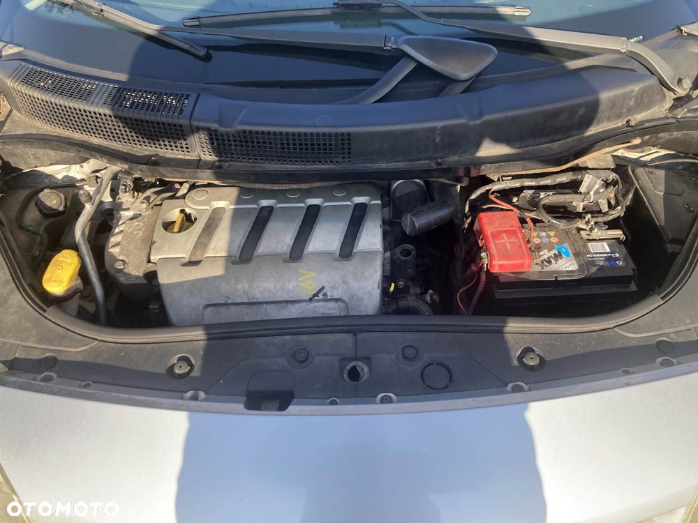 Renault Grand Scenic - 12