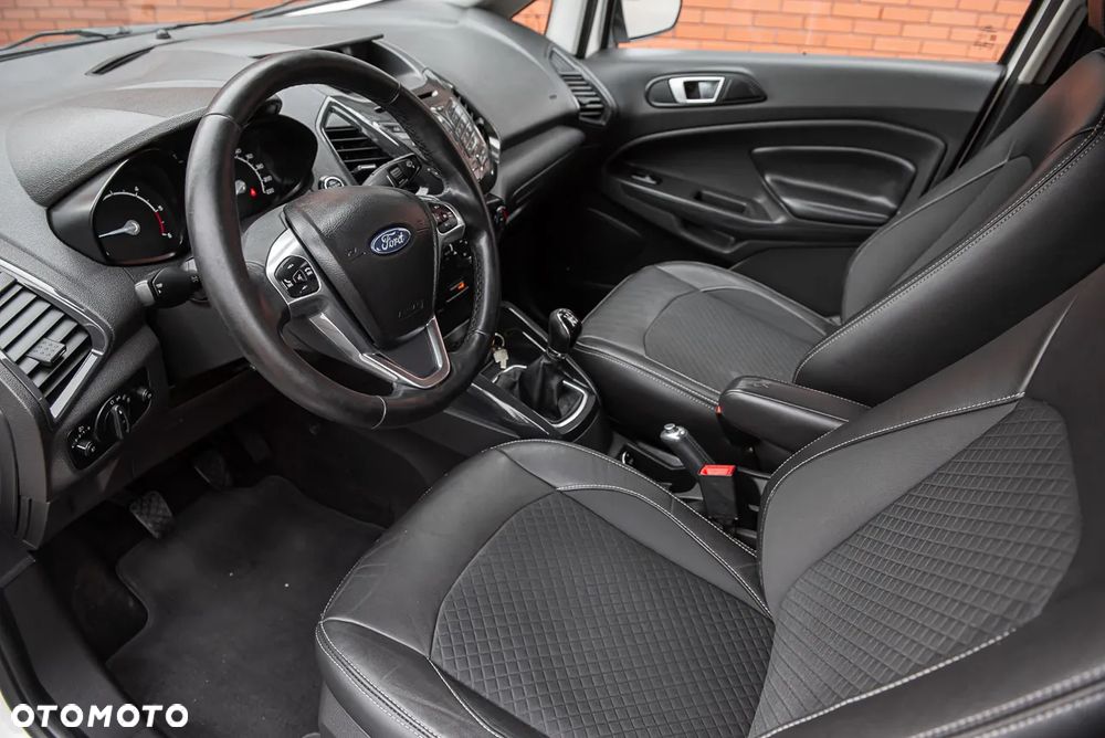 Ford EcoSport 1.5 TDCi TITANIUM - 10